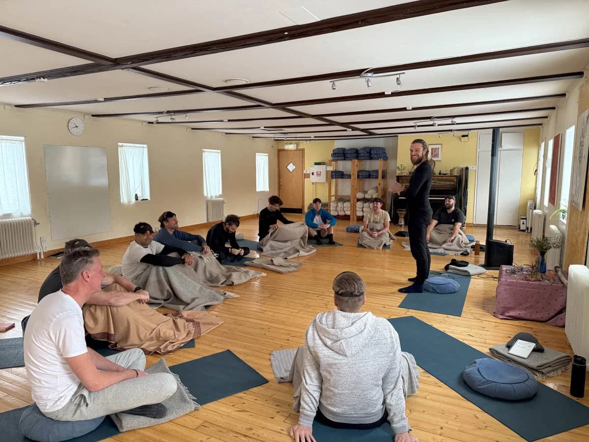 Men's Retreats for Entrepreneurs: What Actually Helps When You're Successful and Empty